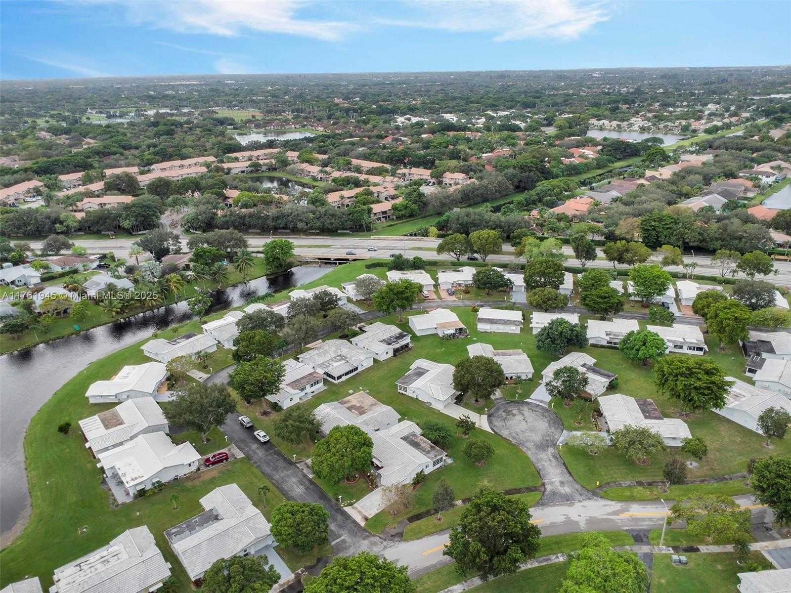 Small Image of 1041 NORTH WEST 89TH WAY, Plantation Number 36