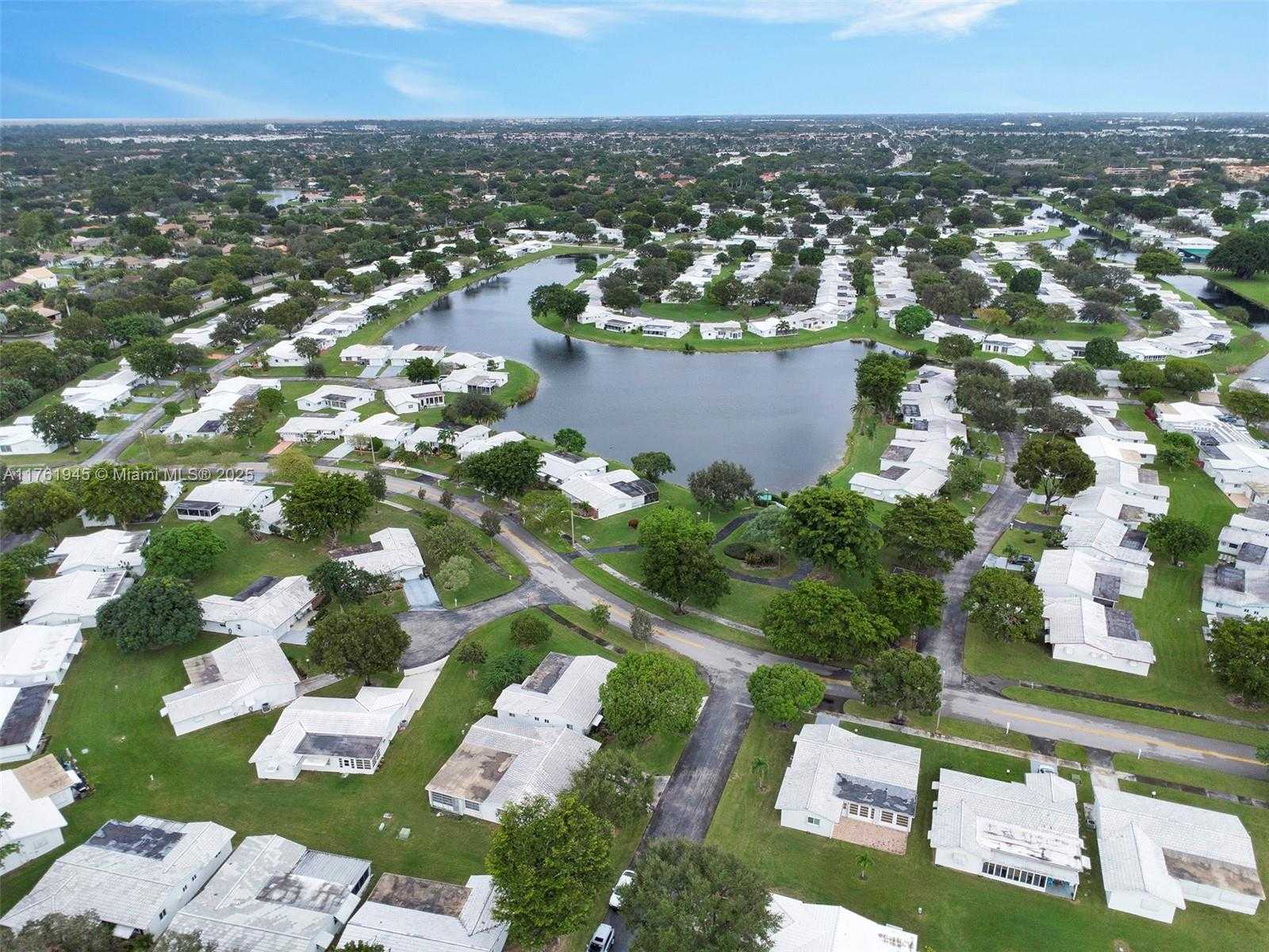 Small Image of 1041 NORTH WEST 89TH WAY, Plantation Number 38