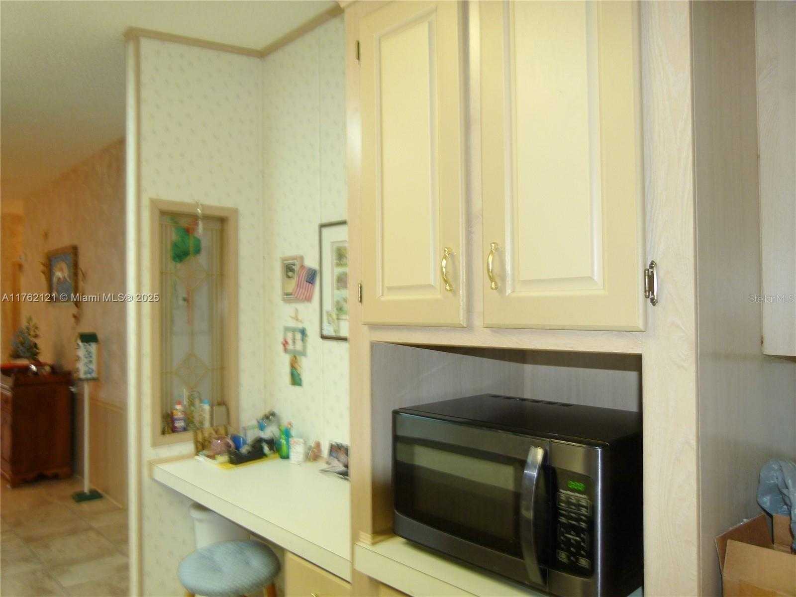 Small Image of 1704 SOUTH WEST 35TH CIRCLE, Okeechobee Number 12
