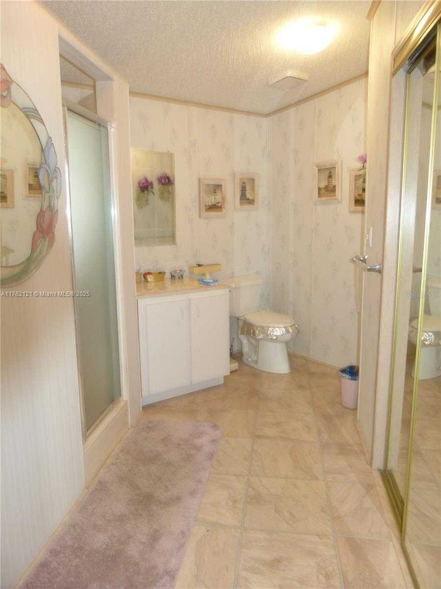 Small Image of 1704 SOUTH WEST 35TH CIRCLE, Okeechobee Number 19