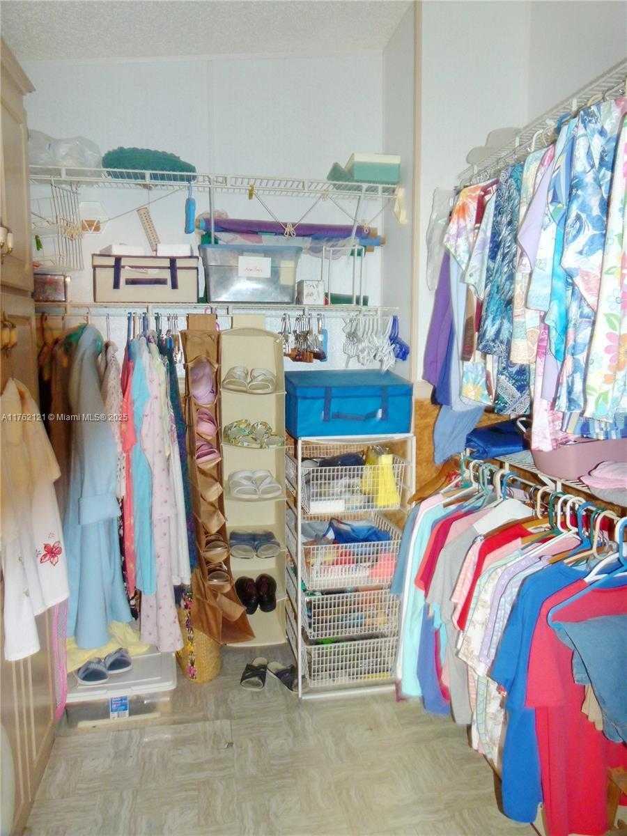 Small Image of 1704 SOUTH WEST 35TH CIRCLE, Okeechobee Number 26