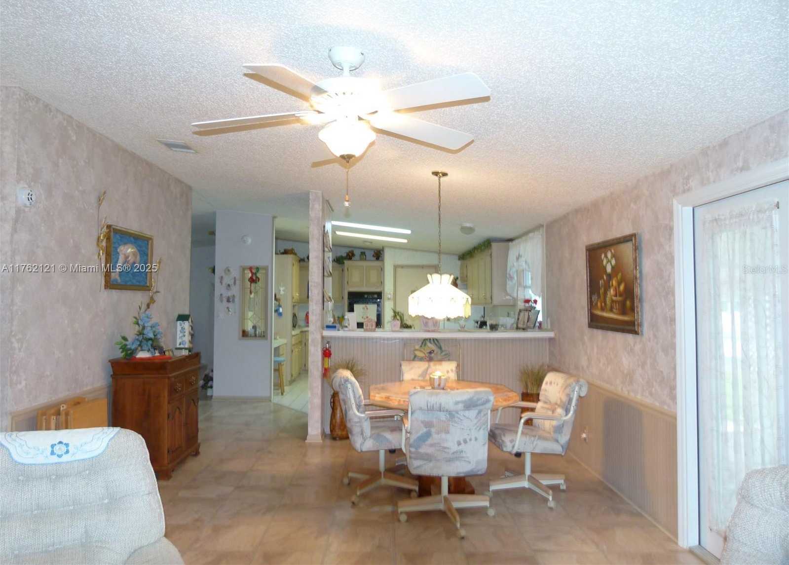 Small Image of 1704 SOUTH WEST 35TH CIRCLE, Okeechobee Number 5