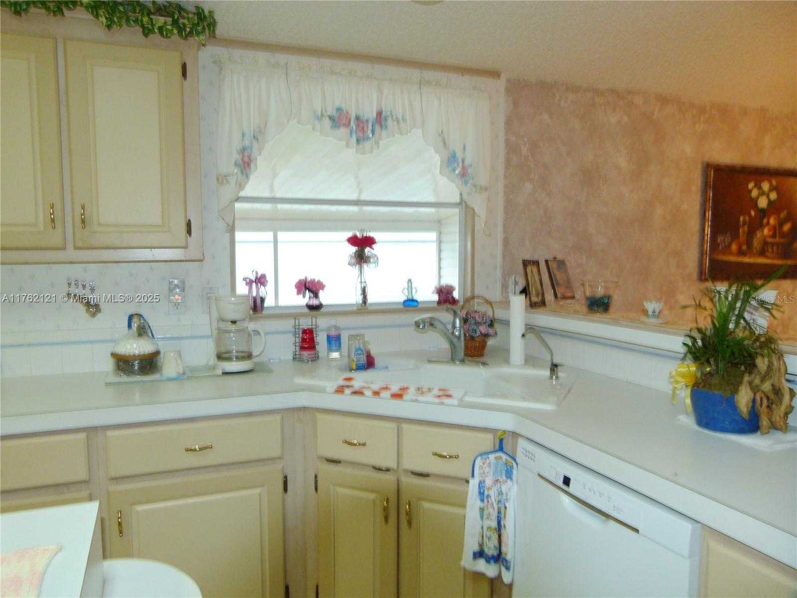 Small Image of 1704 SOUTH WEST 35TH CIRCLE, Okeechobee Number 9