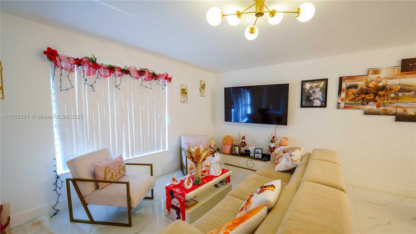 Small Image of 22226 SOUTH WEST 98TH PL, Cutler Bay Number 10