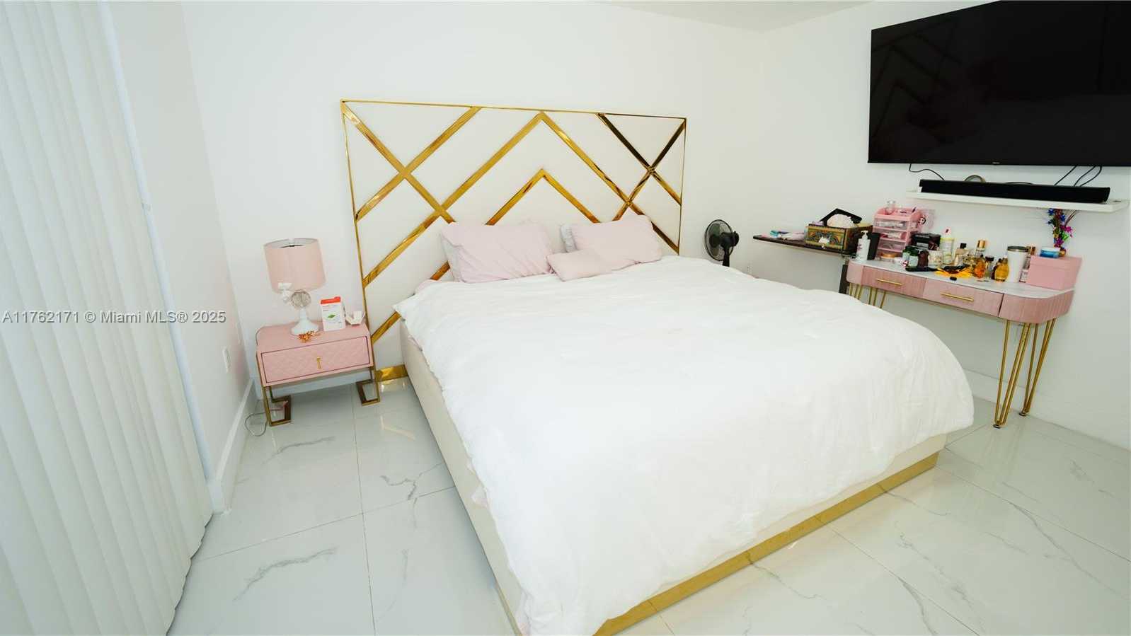 Small Image of 22226 SOUTH WEST 98TH PL, Cutler Bay Number 27