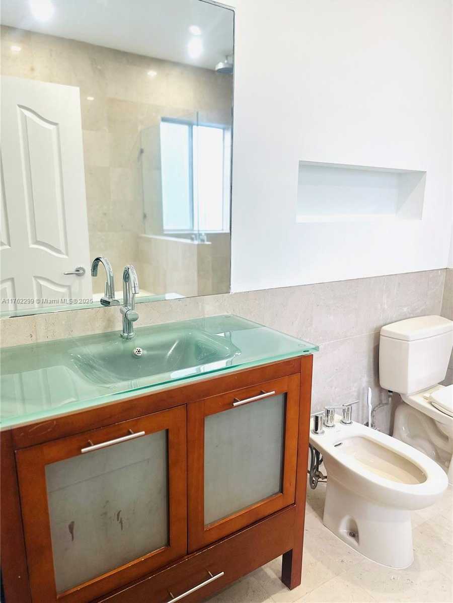 Small Image of 15684 SOUTH WEST 9TH TER, Miami Number 18