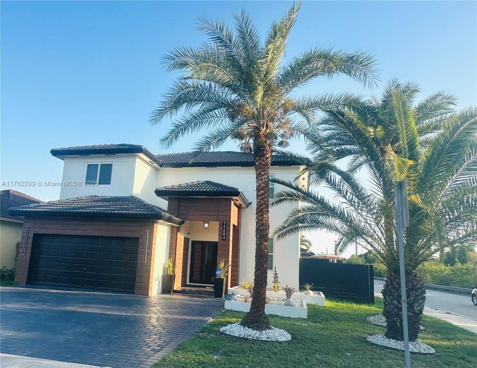 Small Image of 15684 SOUTH WEST 9TH TER, Miami Number 2