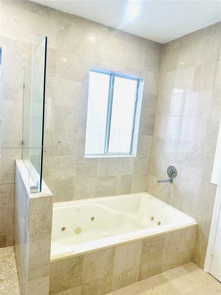 Small Image of 15684 SOUTH WEST 9TH TER, Miami Number 20