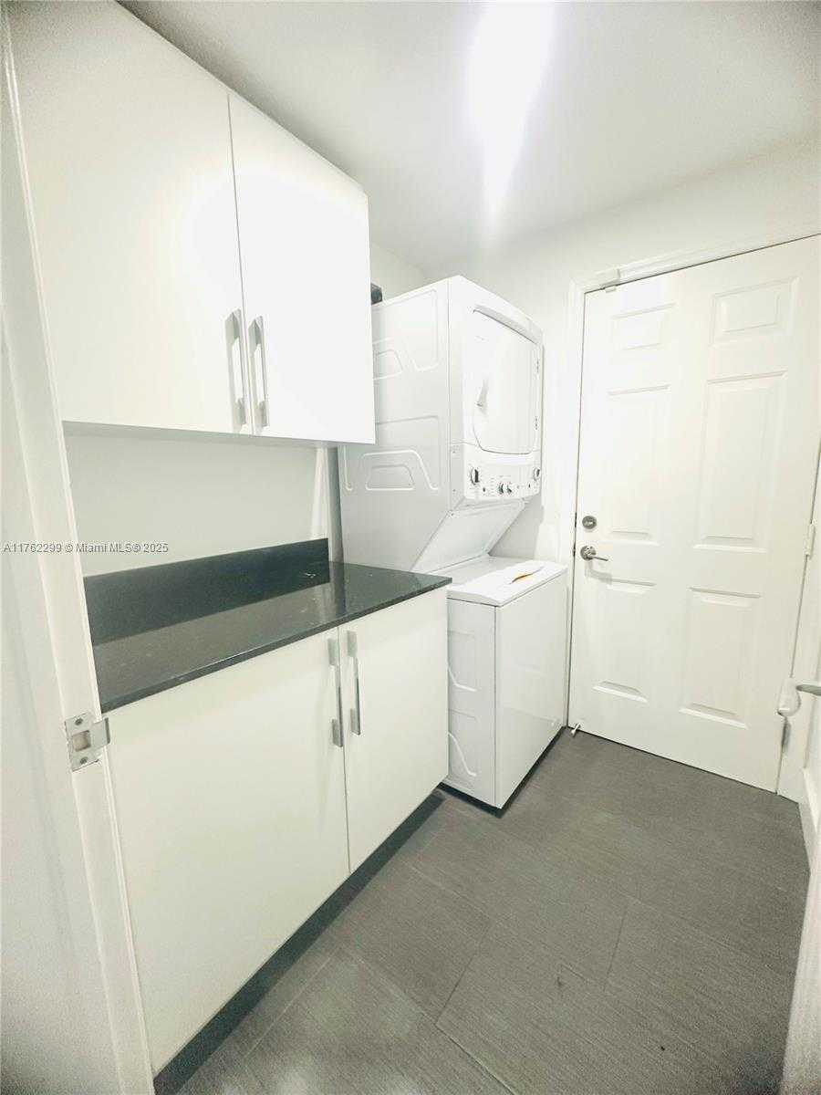 Small Image of 15684 SOUTH WEST 9TH TER, Miami Number 22