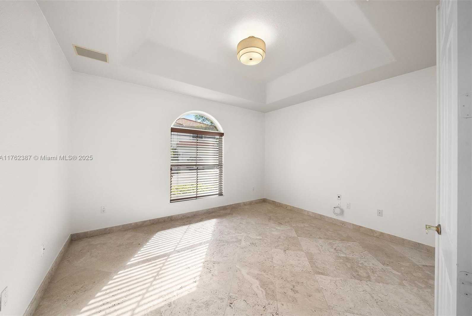 Small Image of 1500 SHORELINE WAY, Hollywood Number 16