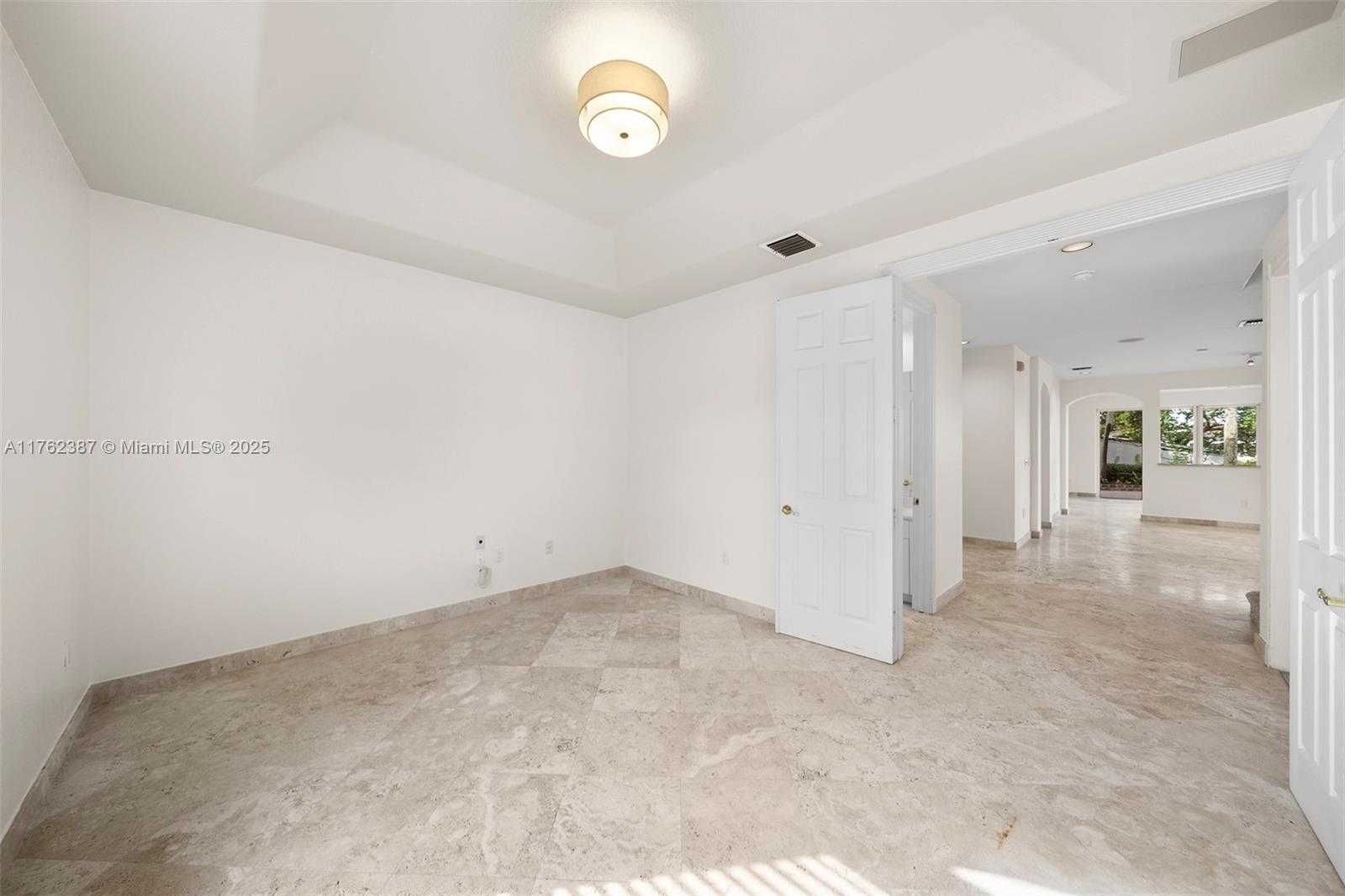 Small Image of 1500 SHORELINE WAY, Hollywood Number 17