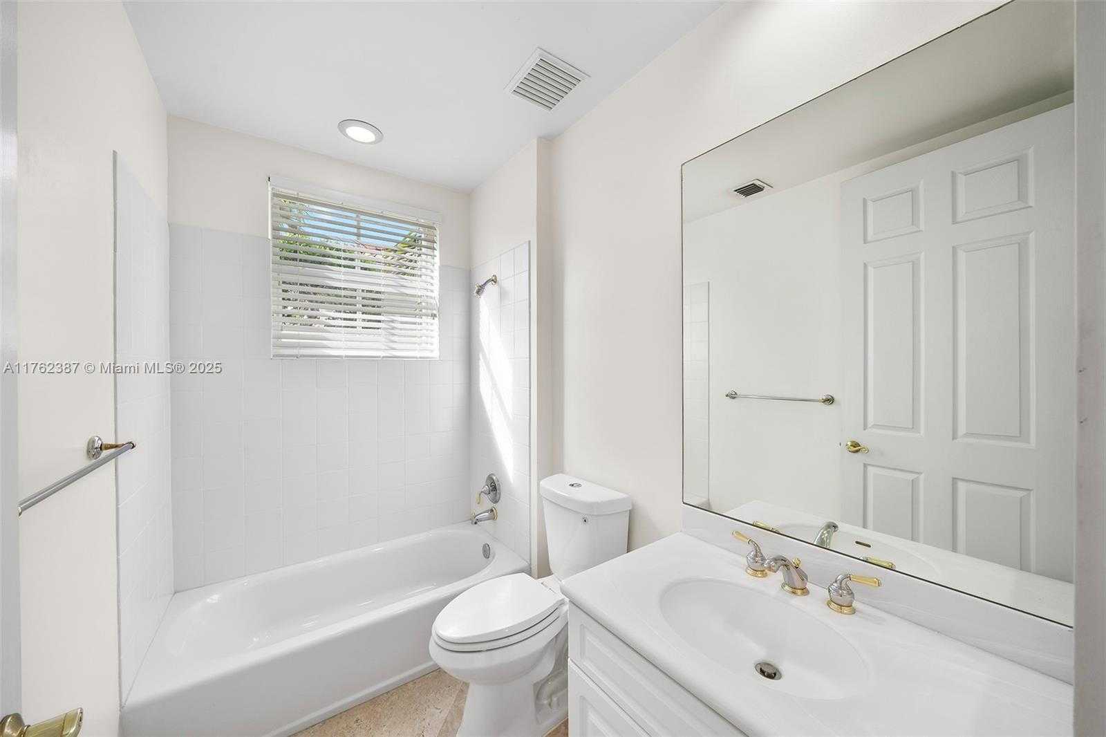 Small Image of 1500 SHORELINE WAY, Hollywood Number 18