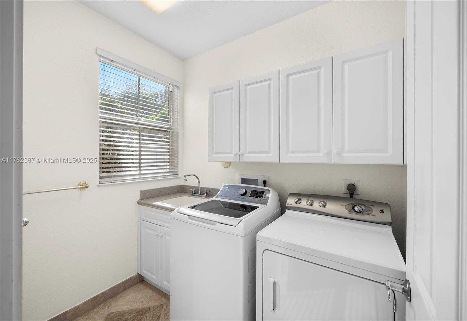 Small Image of 1500 SHORELINE WAY, Hollywood Number 19