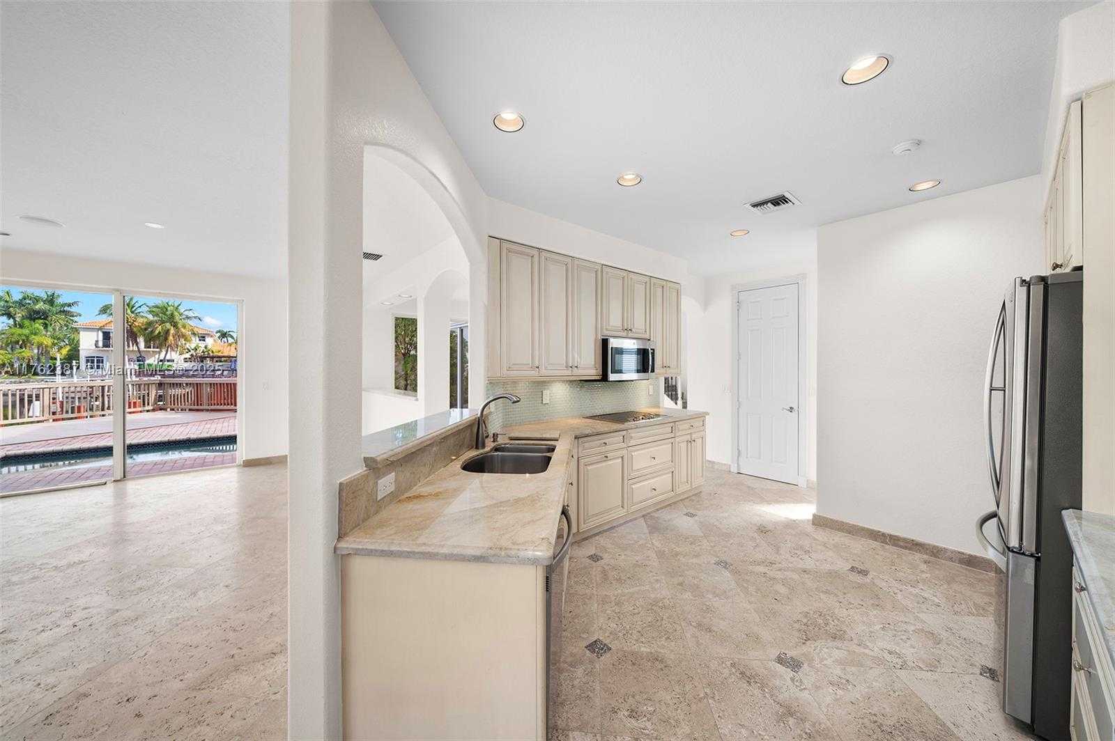 Small Image of 1500 SHORELINE WAY, Hollywood Number 22