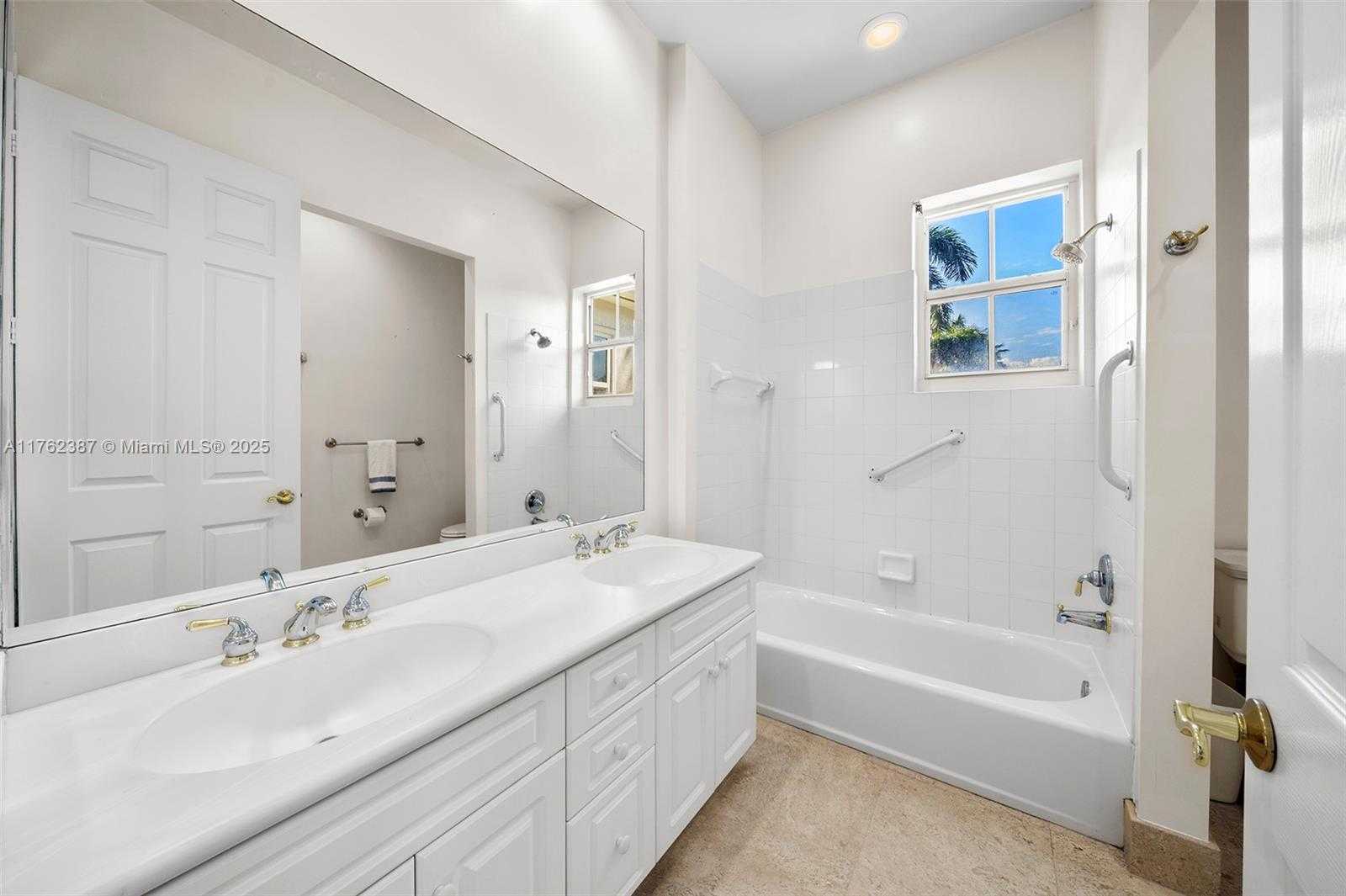 Small Image of 1500 SHORELINE WAY, Hollywood Number 33