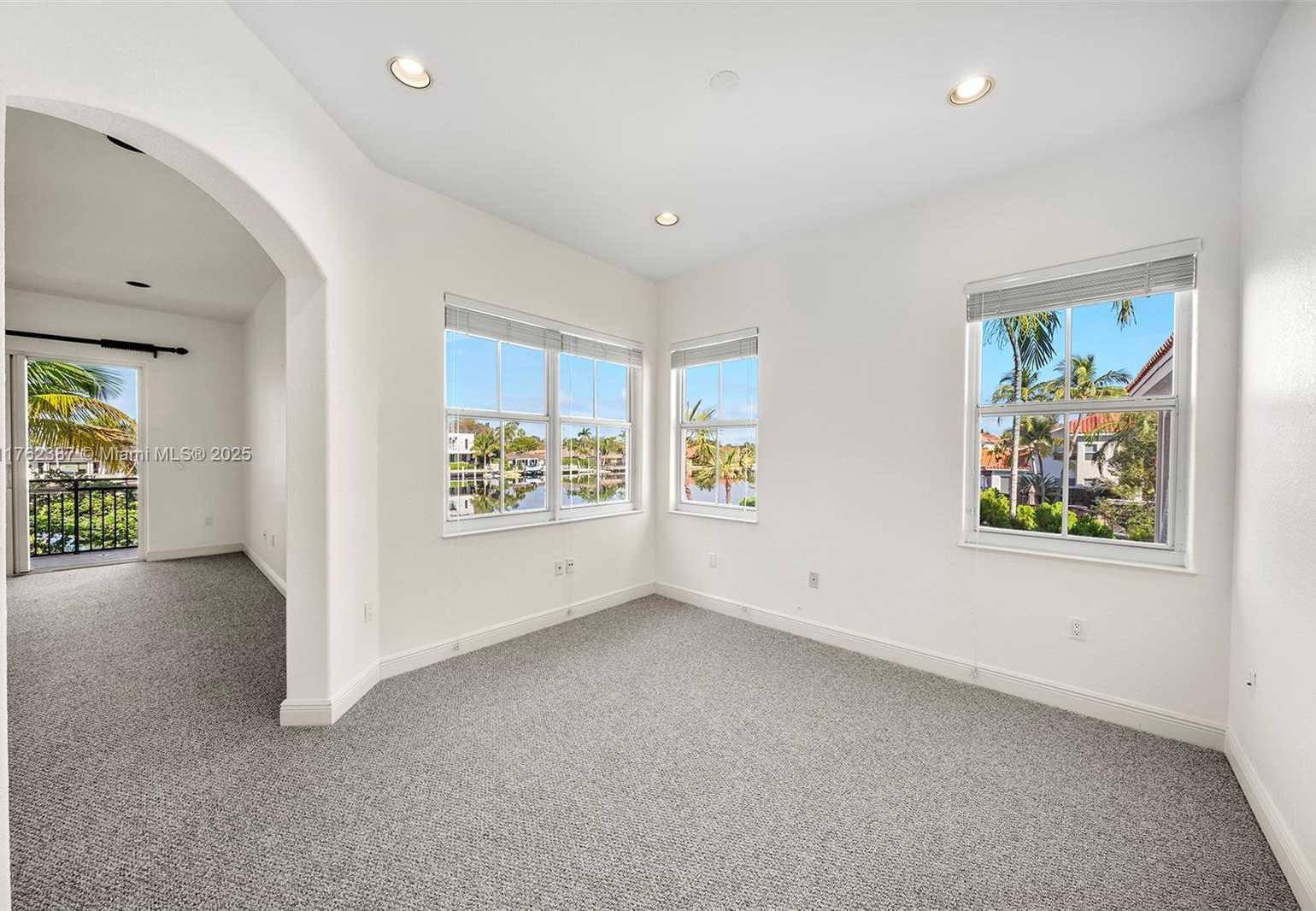 Small Image of 1500 SHORELINE WAY, Hollywood Number 38