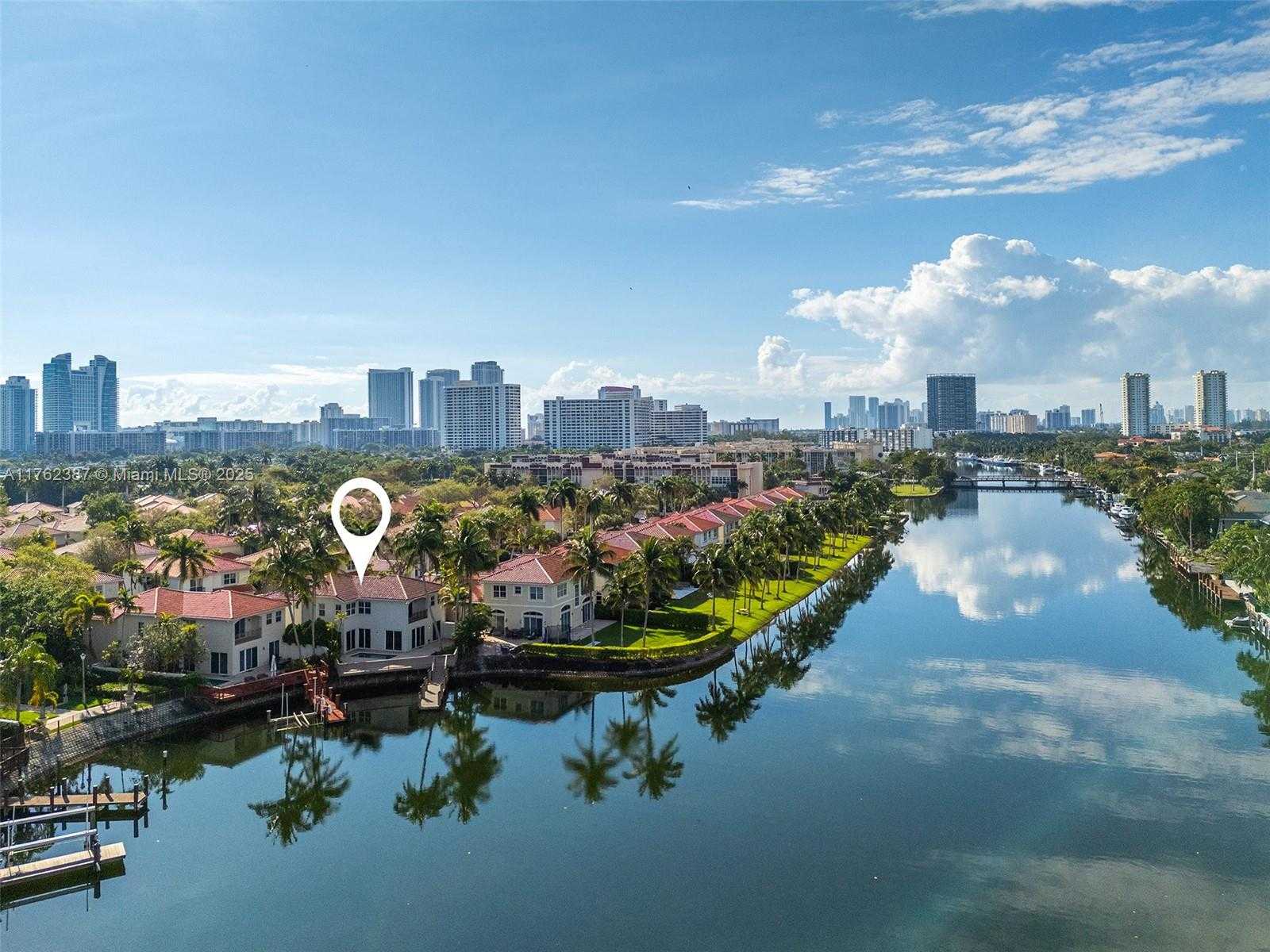 Small Image of 1500 SHORELINE WAY, Hollywood Number 4