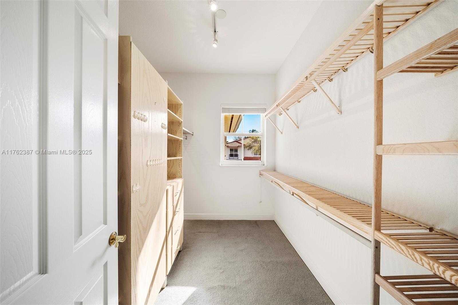 Small Image of 1500 SHORELINE WAY, Hollywood Number 41