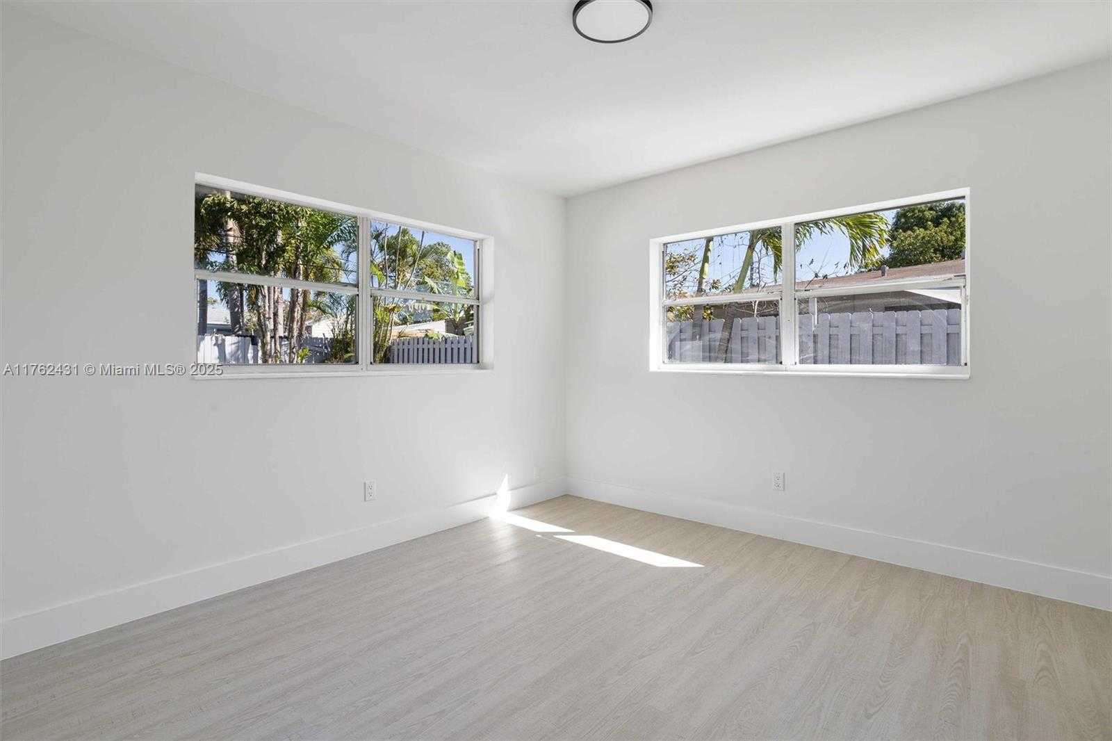 Small Image of 1401 NORTH WEST 45TH ST, Fort Lauderdale Number 13