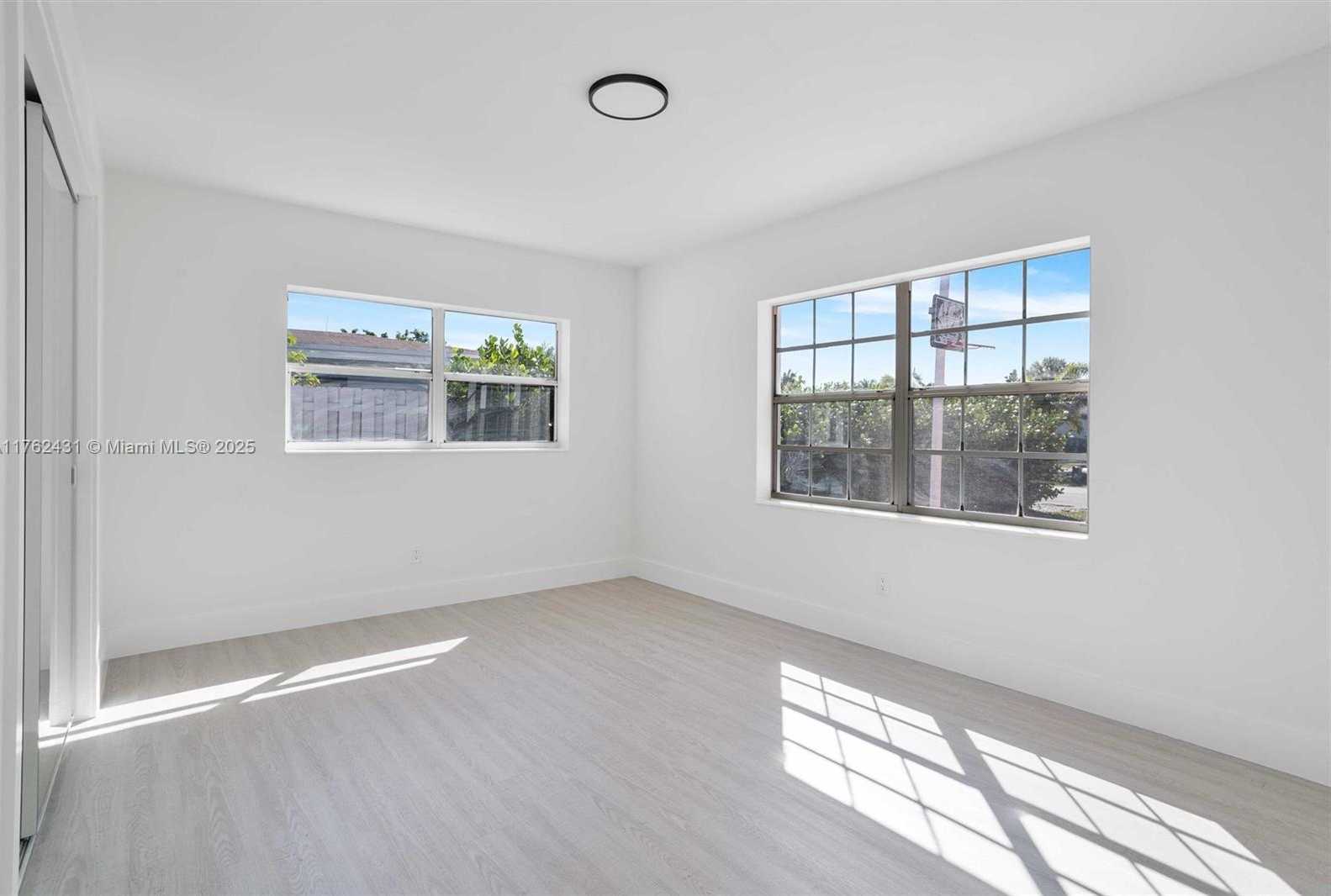 Small Image of 1401 NORTH WEST 45TH ST, Fort Lauderdale Number 16