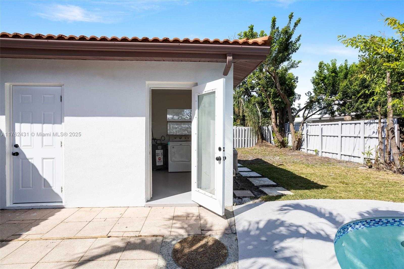 Small Image of 1401 NORTH WEST 45TH ST, Fort Lauderdale Number 8