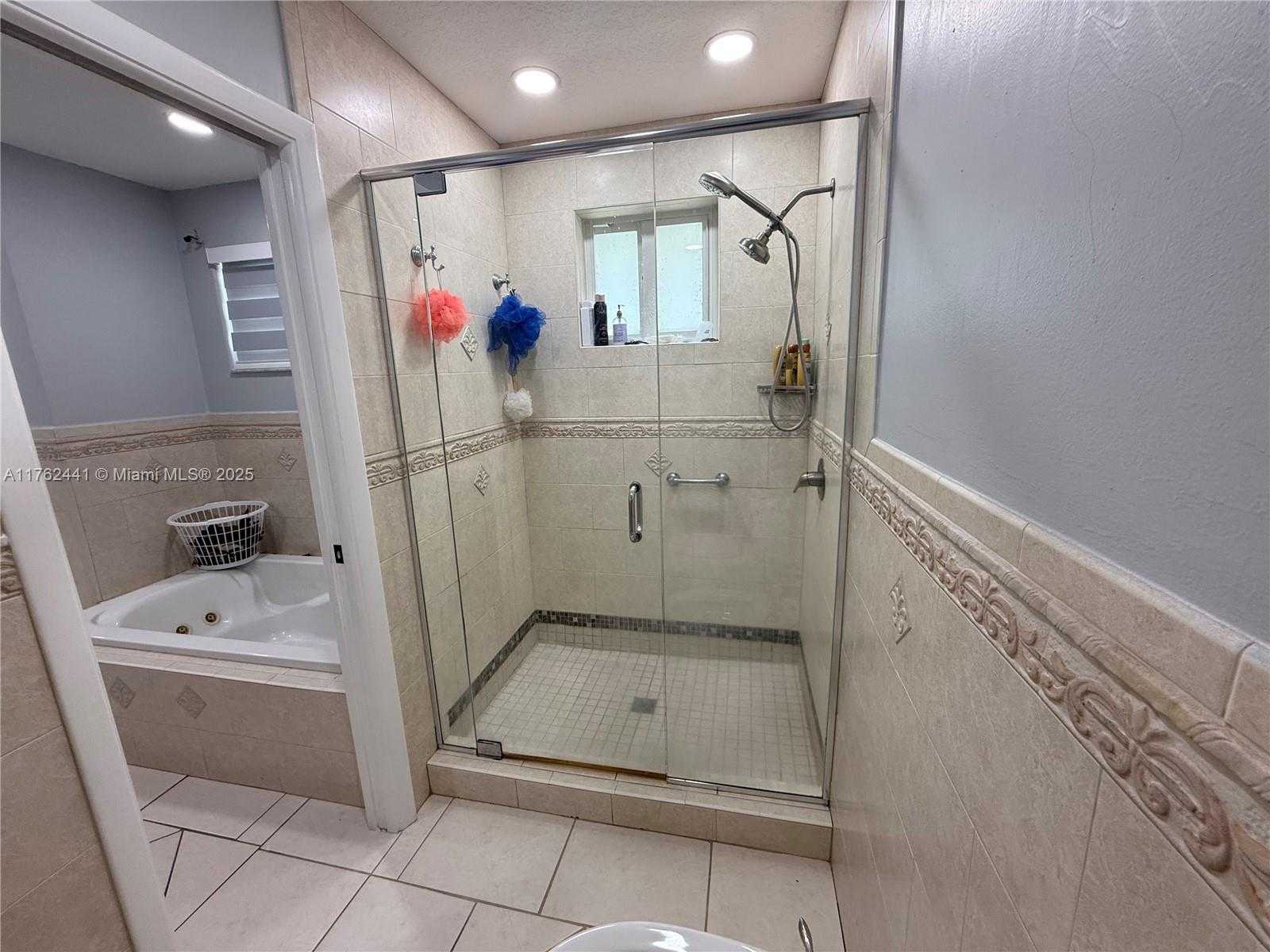 Small Image of 8771 NORTH WEST 153RD TER, Miami Lakes Number 14