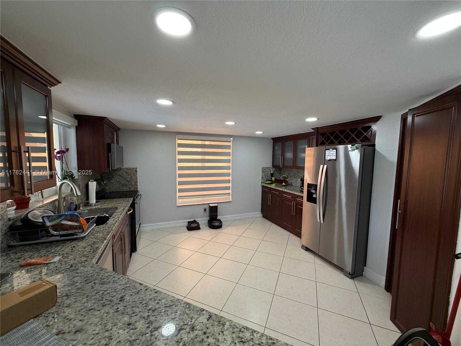 Small Image of 8771 NORTH WEST 153RD TER, Miami Lakes Number 7