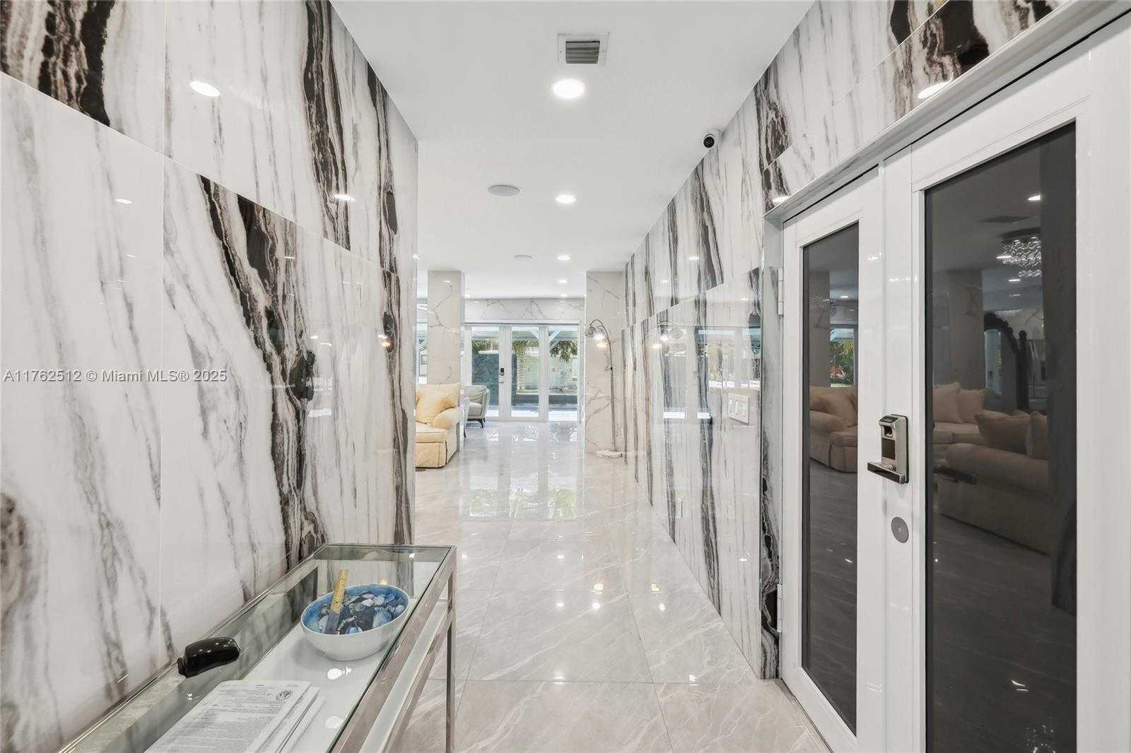 Small Image of 7830 SOUTH WEST 120TH ST, Pinecrest Number 4