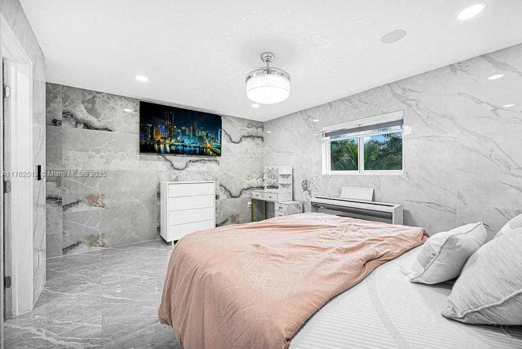 Small Image of 7830 SOUTH WEST 120TH ST, Pinecrest Number 44