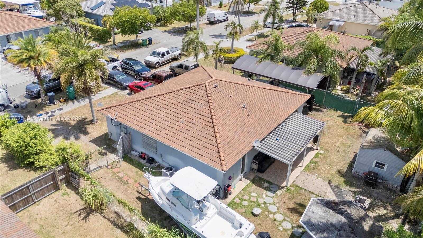 Small Image of 13424 SOUTH WEST 257TH TER, Homestead Number 2