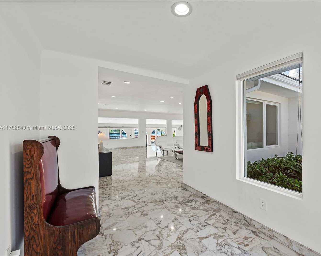 Small Image of 1690 DAYTONIA RD, Miami Beach Number 10