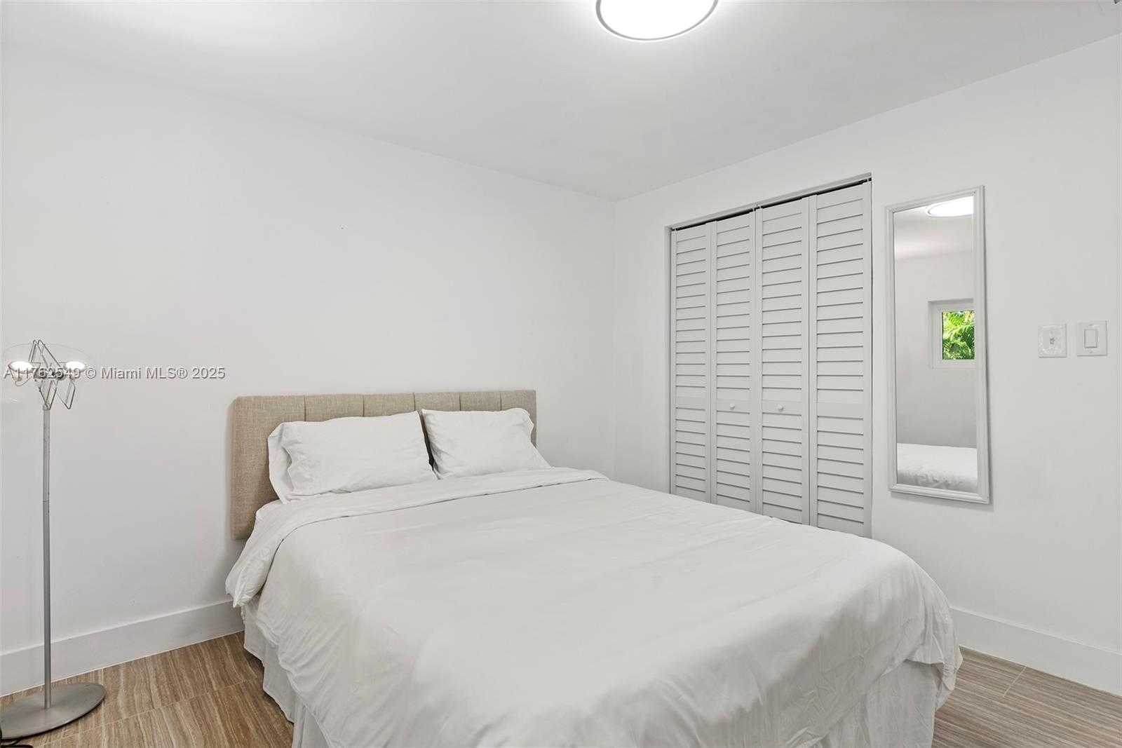 Small Image of 1690 DAYTONIA RD, Miami Beach Number 21