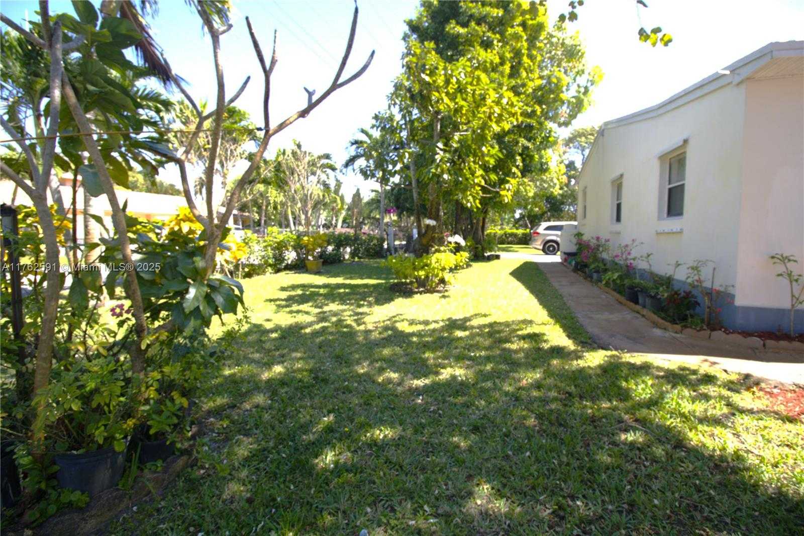Small Image of 1142 NORTH WEST 2ND AVE, Fort Lauderdale Number 3