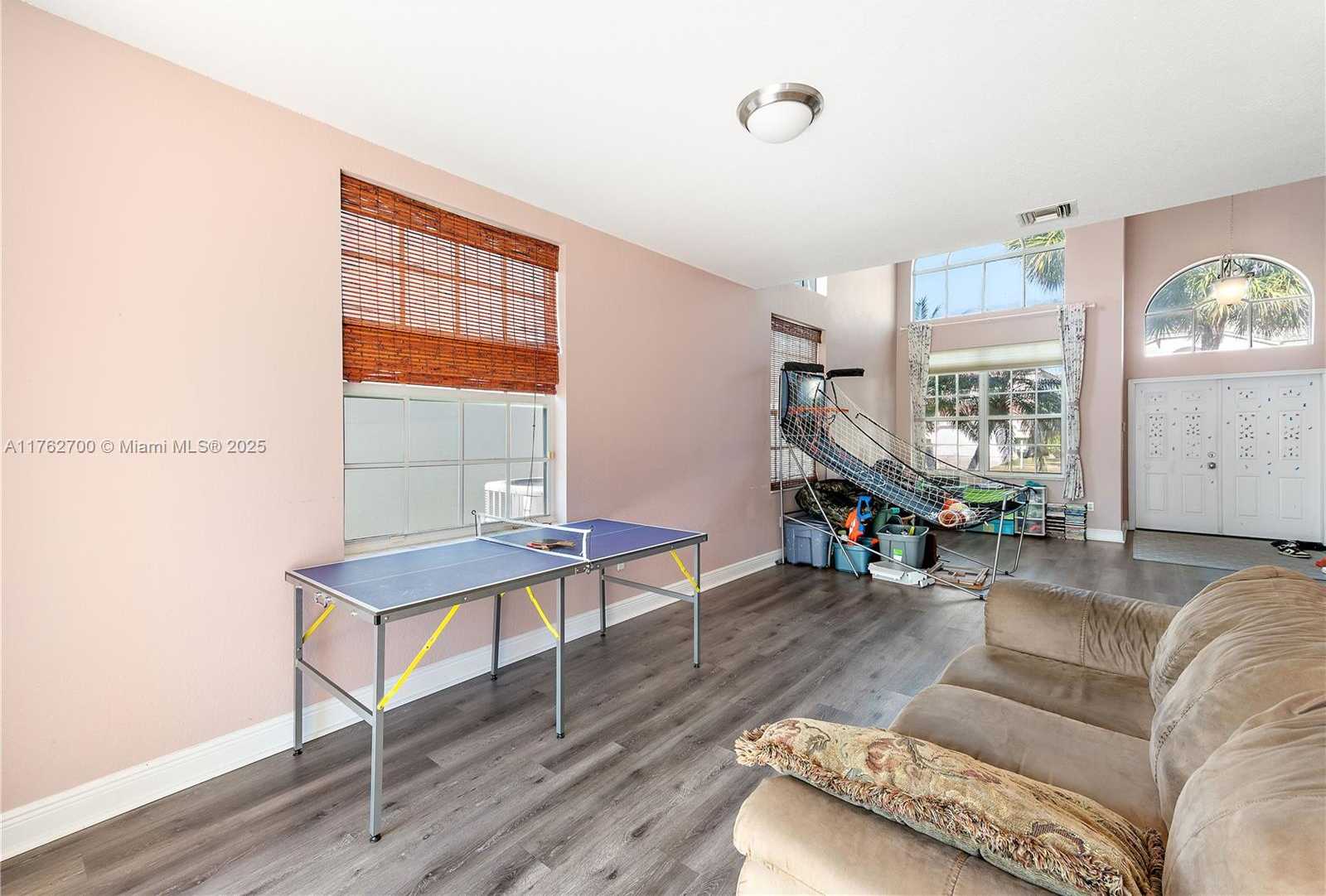 Small Image of 1560 NORTH WEST 159TH AVE, Pembroke Pines Number 10