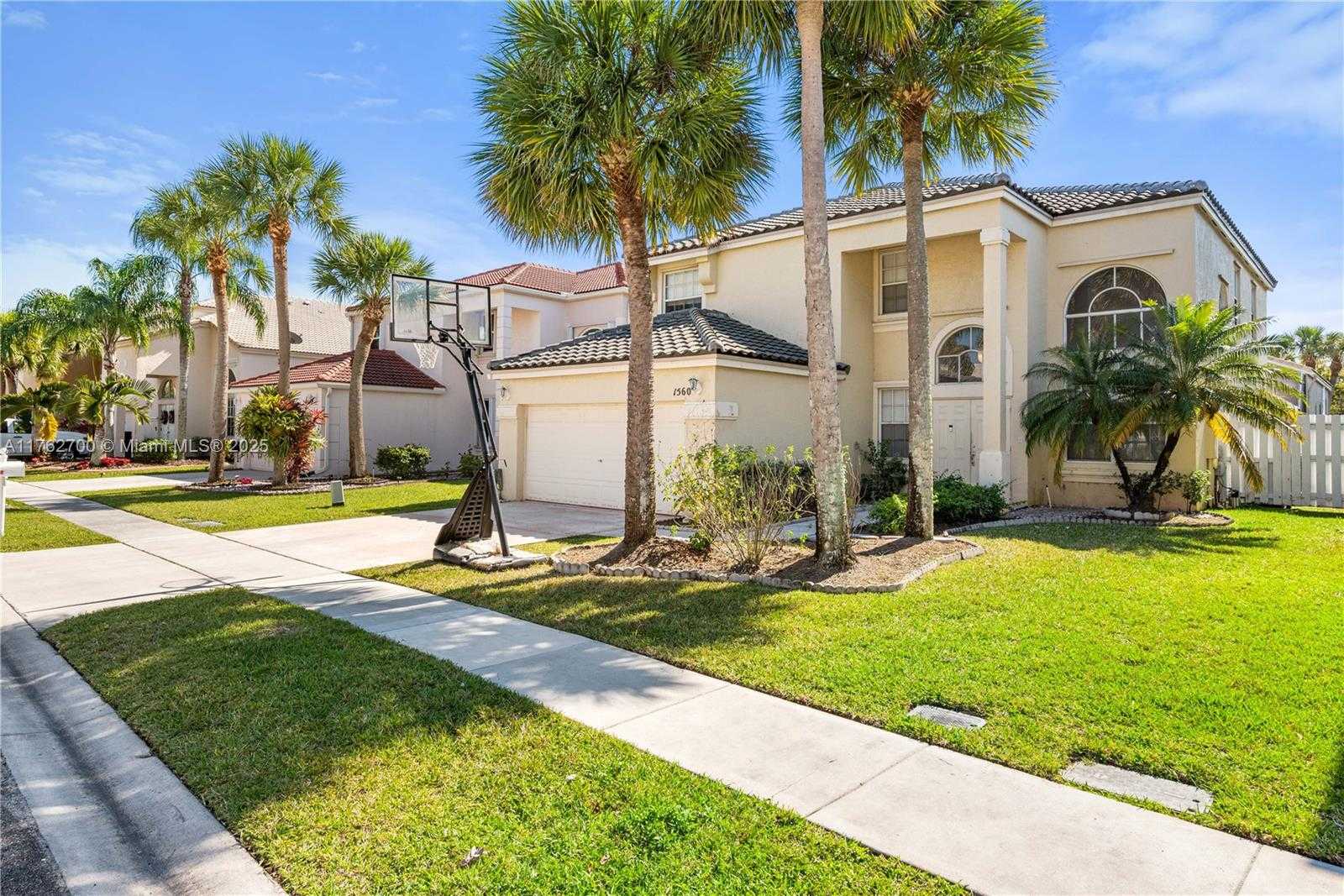 Small Image of 1560 NORTH WEST 159TH AVE, Pembroke Pines Number 2