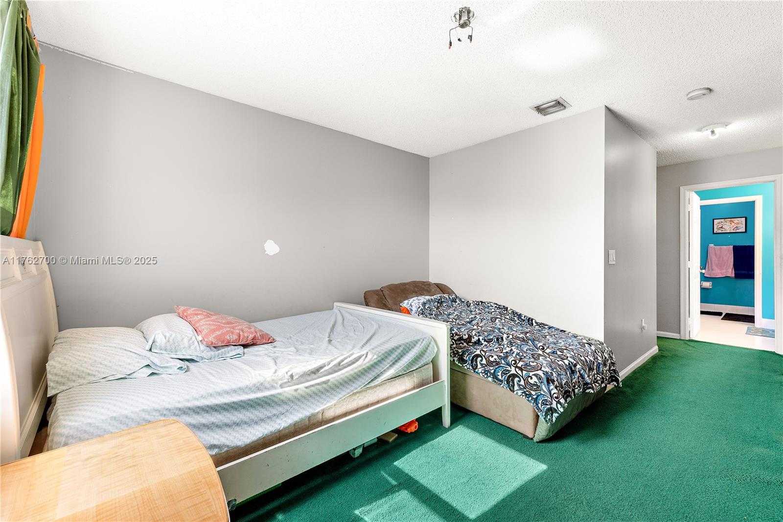 Small Image of 1560 NORTH WEST 159TH AVE, Pembroke Pines Number 22