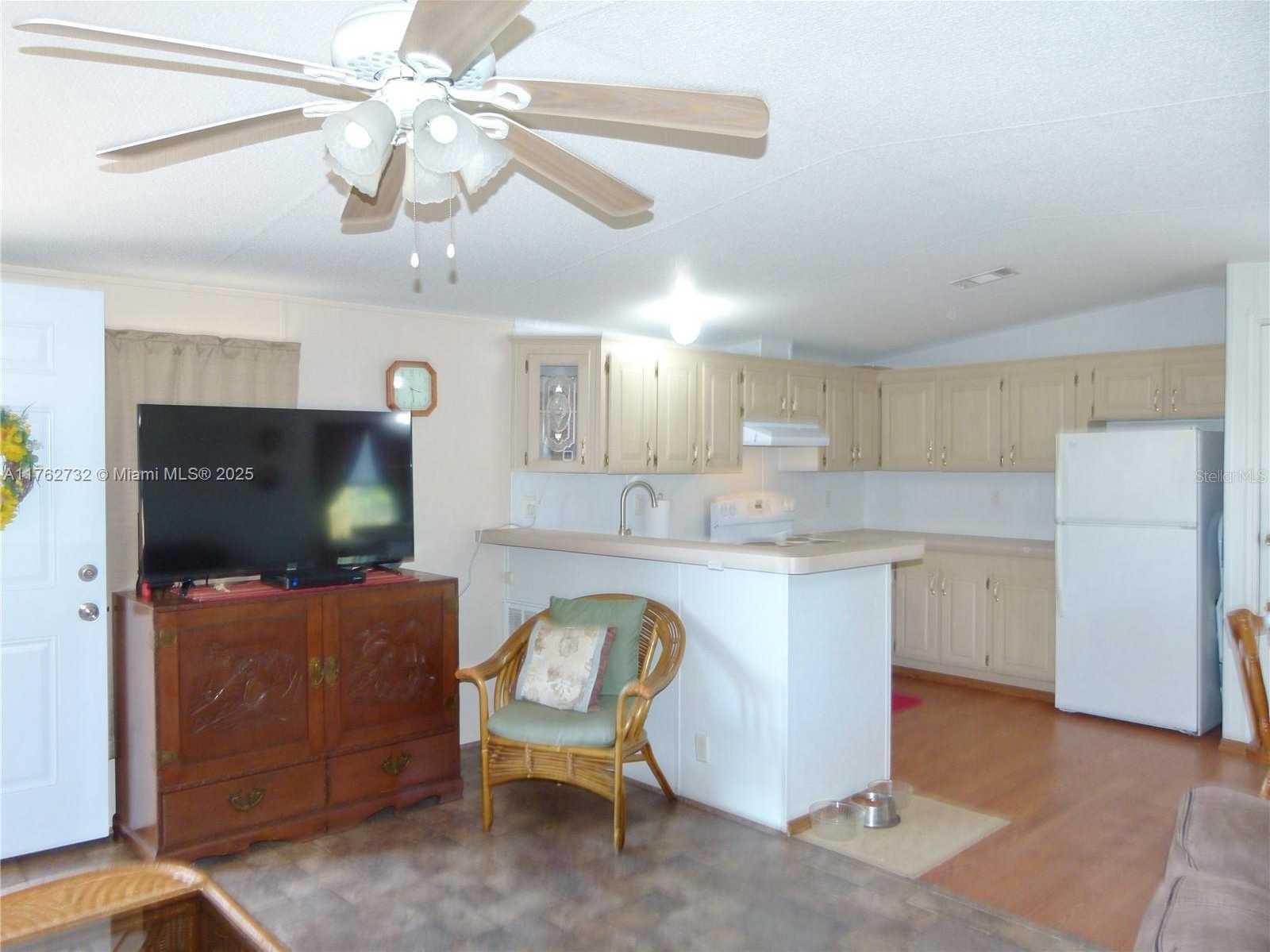 Small Image of 1017 1ST STREET, Bulkhead Ridge Number 12
