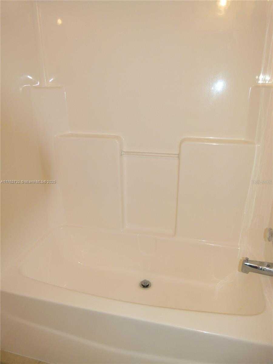 Small Image of 1017 1ST STREET, Bulkhead Ridge Number 17