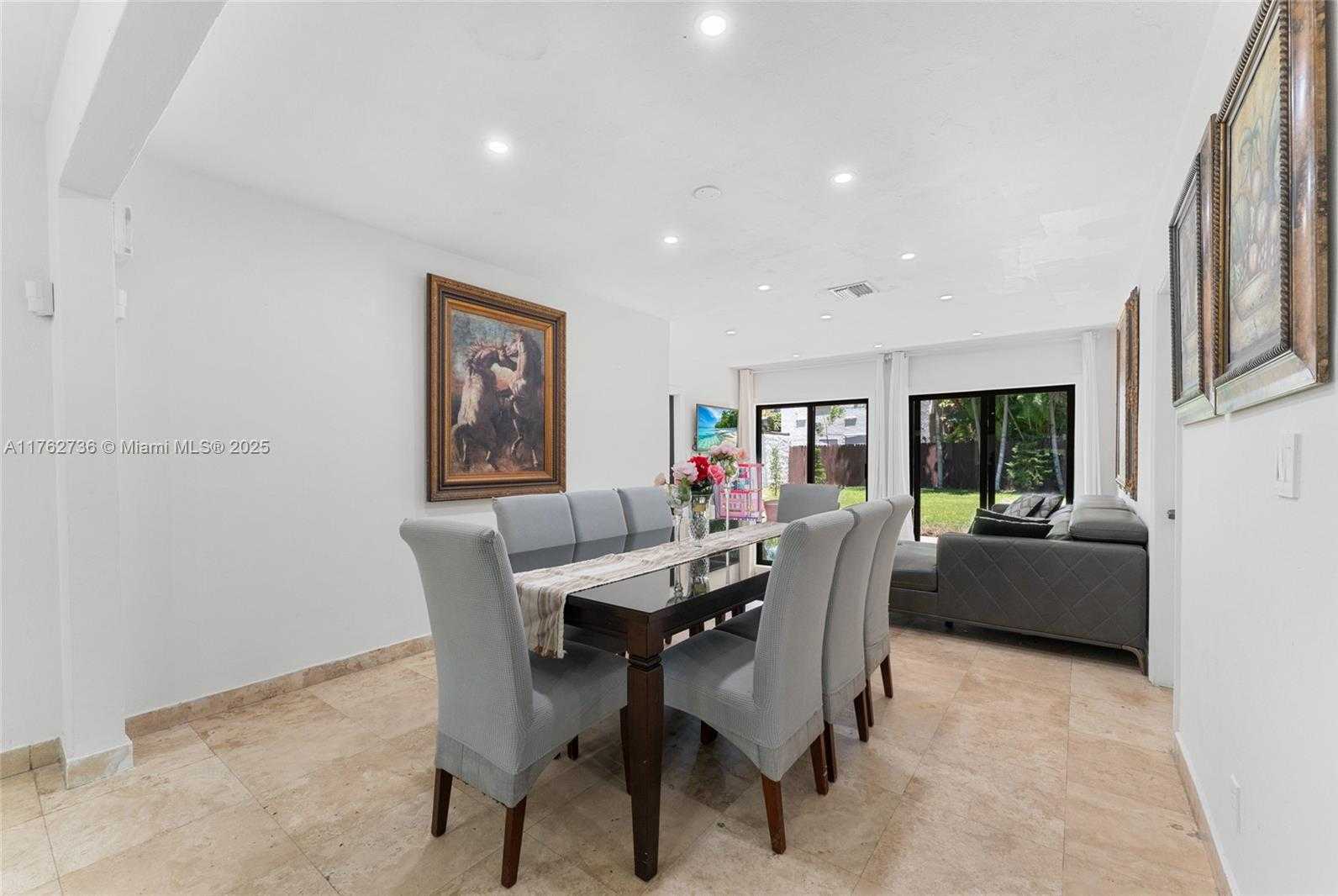Small Image of 2054 ALTON RD, Miami Beach Number 25
