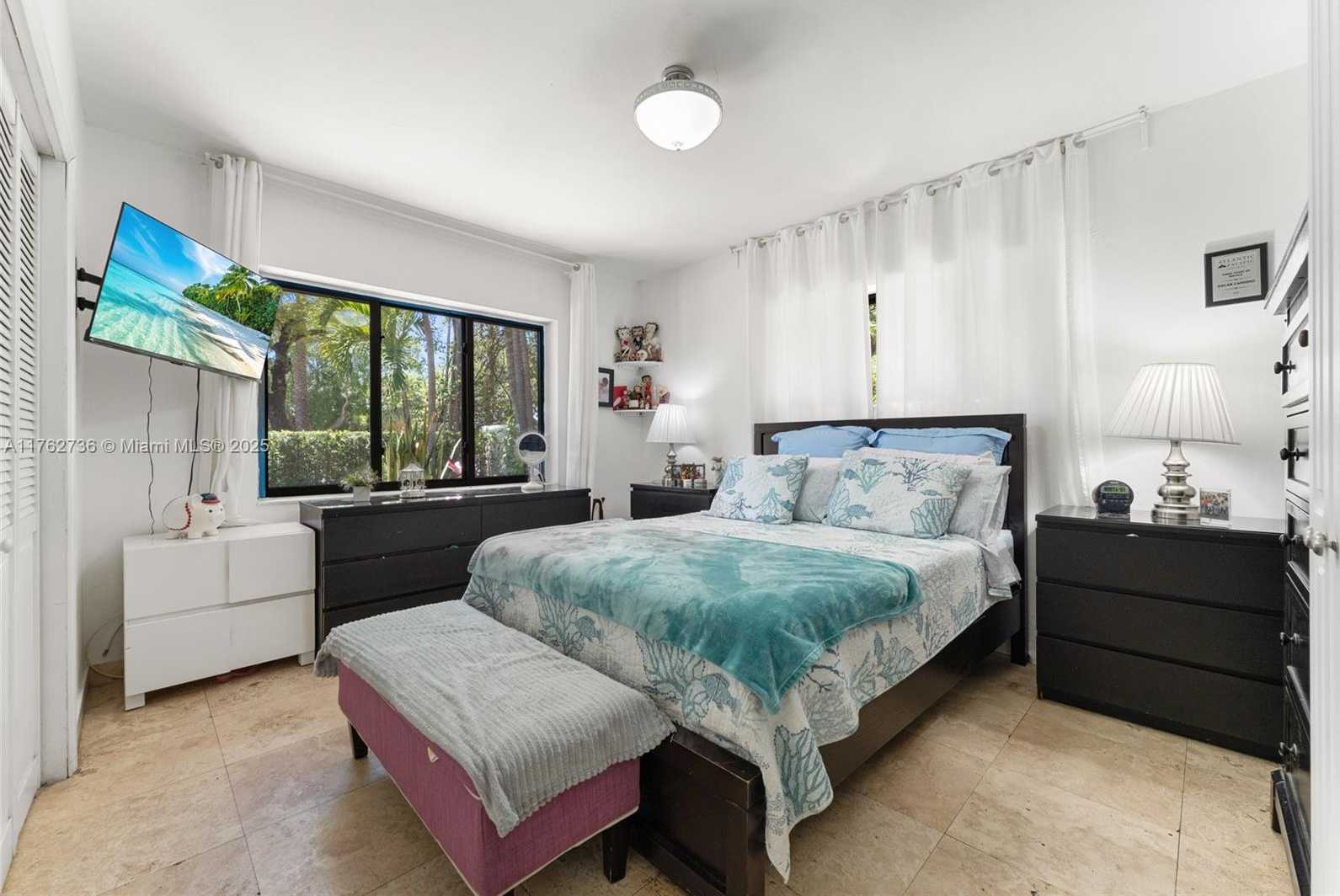 Small Image of 2054 ALTON RD, Miami Beach Number 29