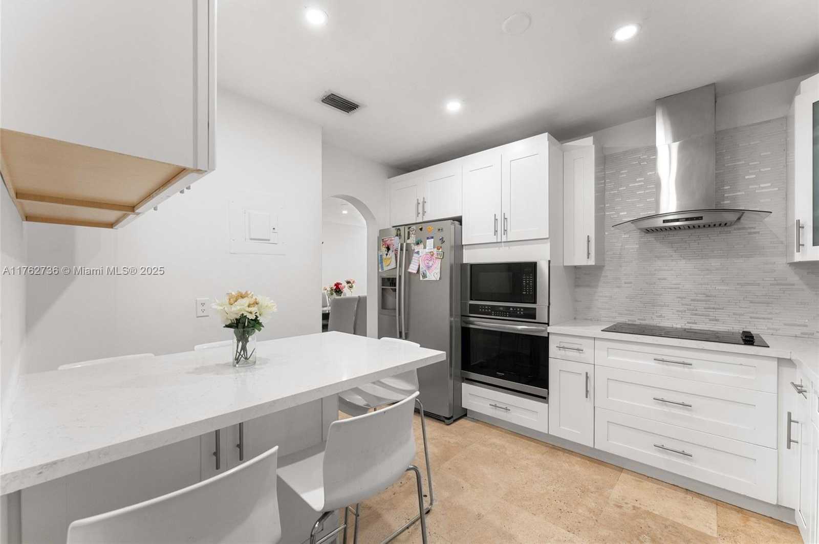 Small Image of 2054 ALTON RD, Miami Beach Number 39