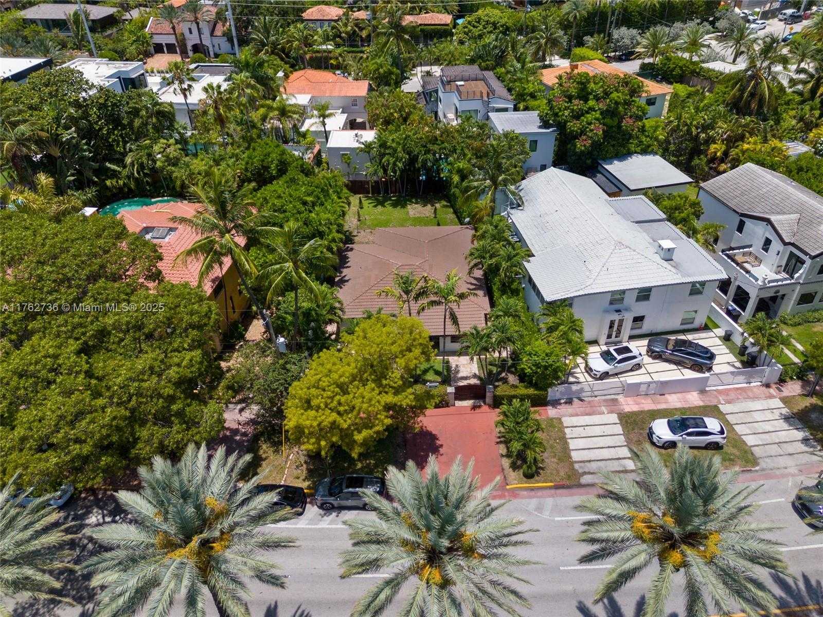 Small Image of 2054 ALTON RD, Miami Beach Number 5