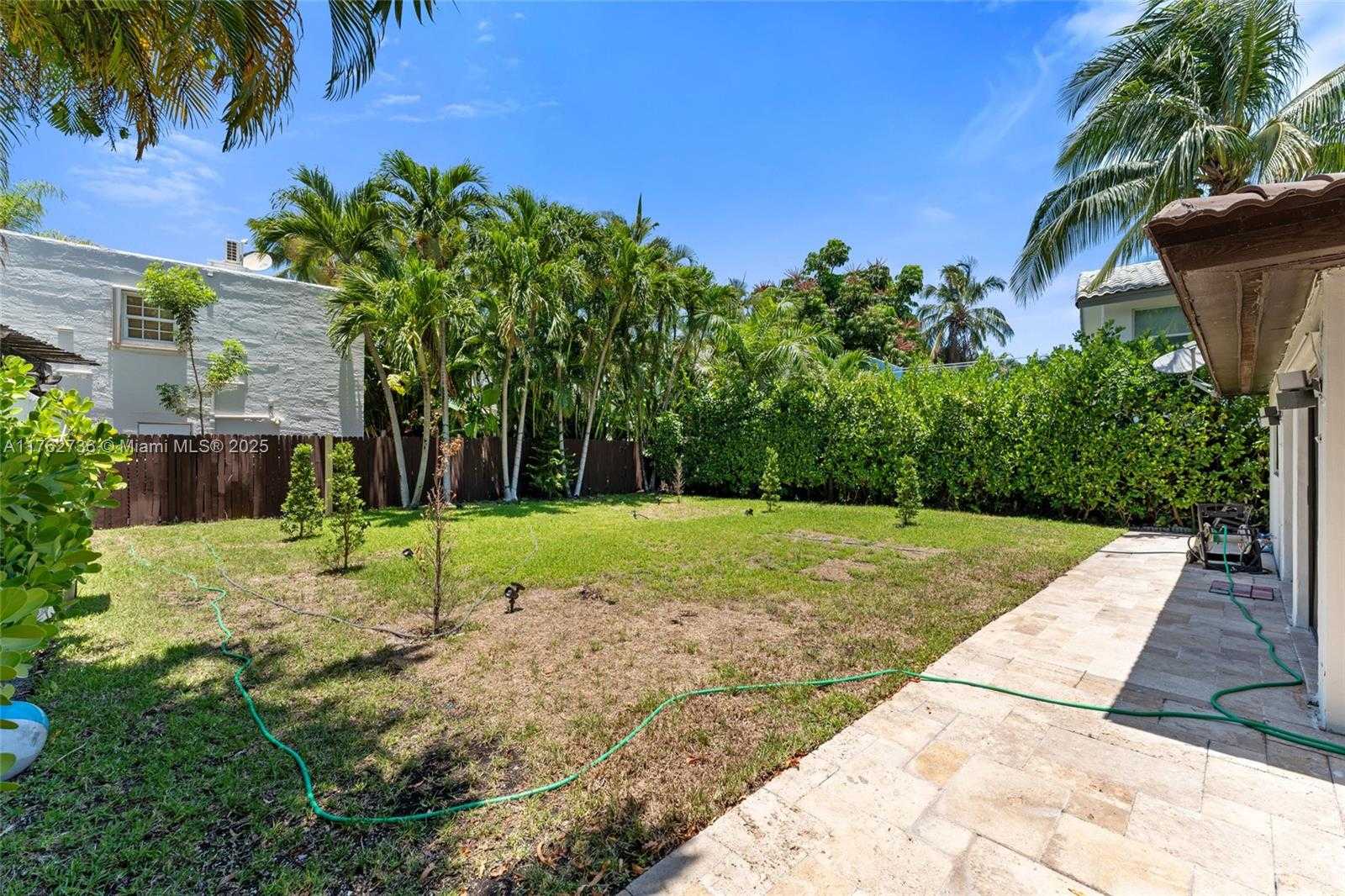 Small Image of 2054 ALTON RD, Miami Beach Number 8