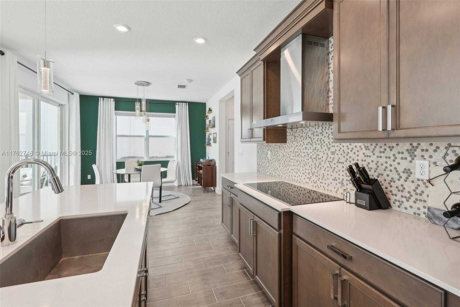 Small Image of 4204 VELEIROS AVE, Deerfield Beach Number 16