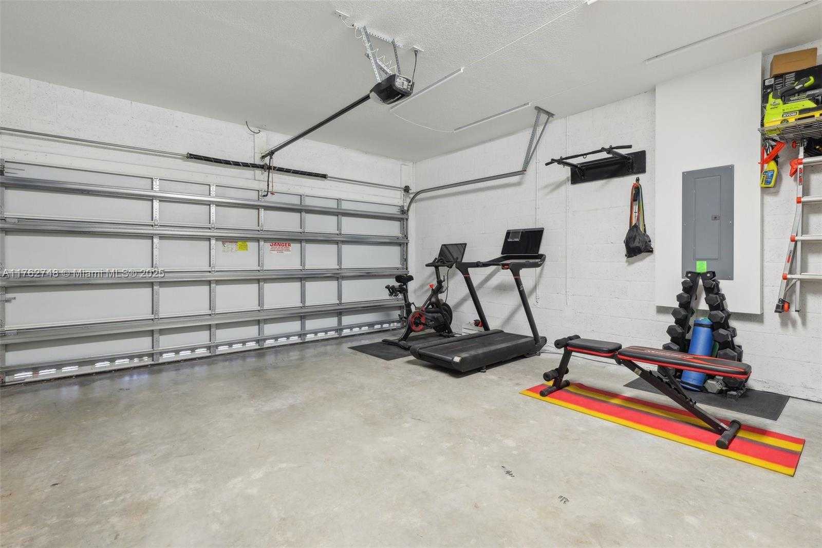 Small Image of 4204 VELEIROS AVE, Deerfield Beach Number 41