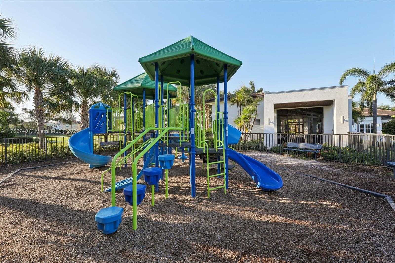 Small Image of 4204 VELEIROS AVE, Deerfield Beach Number 68