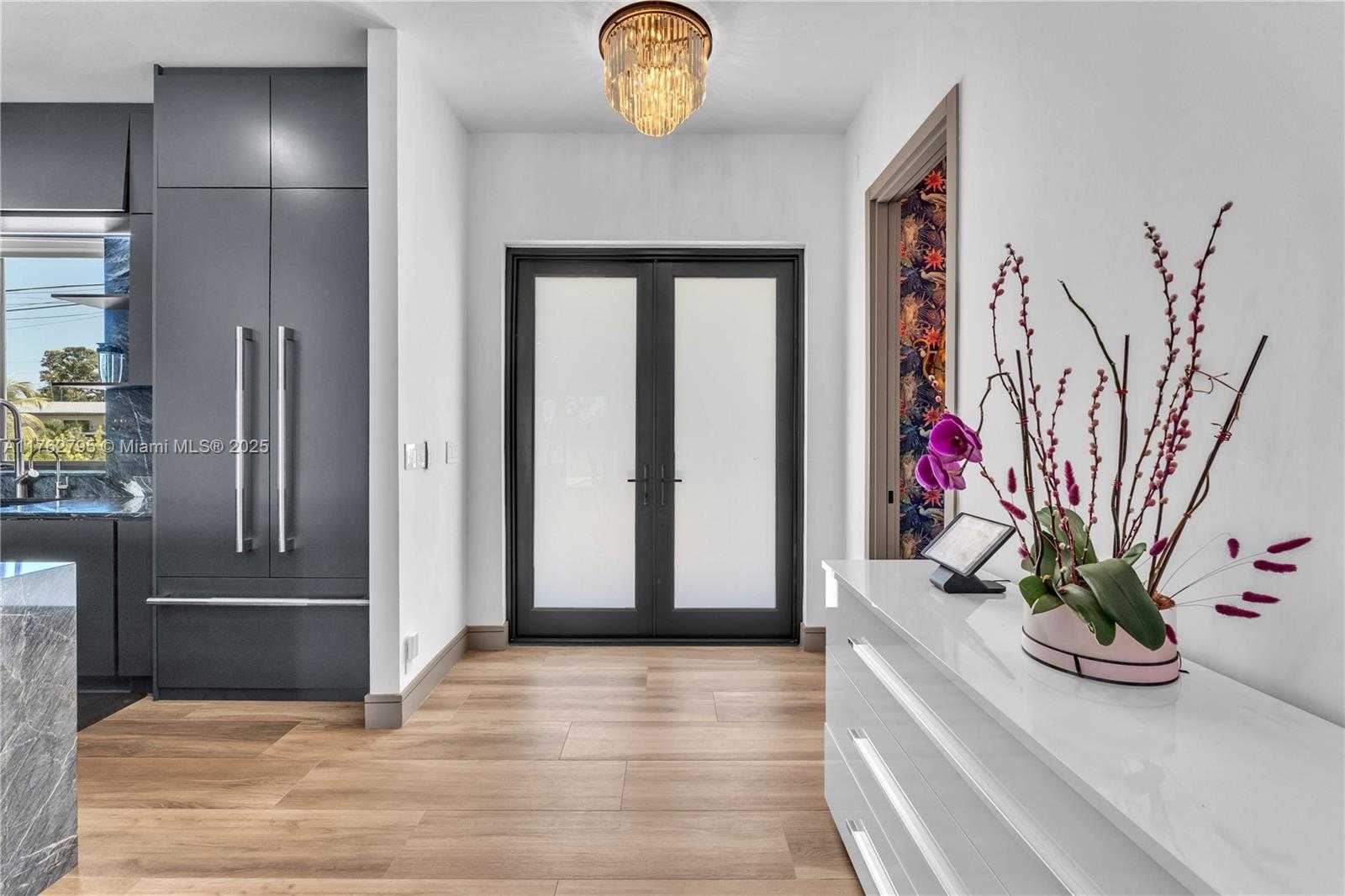 Small Image of 21100 NORTH EAST 25TH CT, Miami Number 21