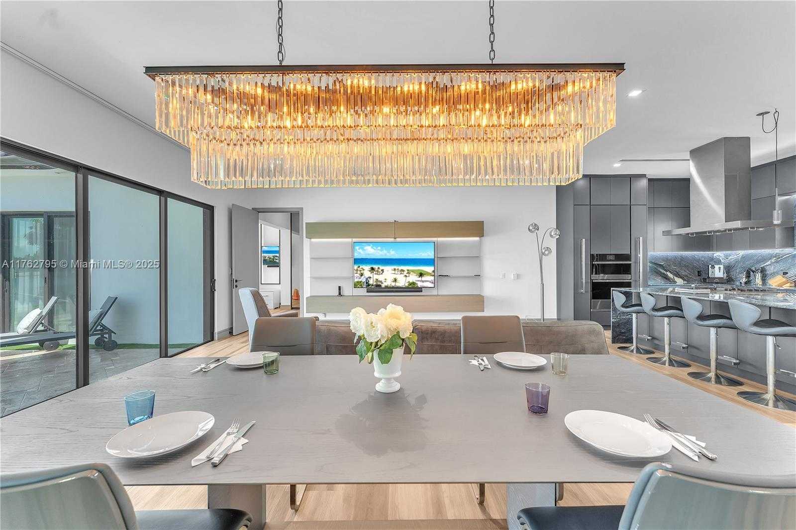 Small Image of 21100 NORTH EAST 25TH CT, Miami Number 31