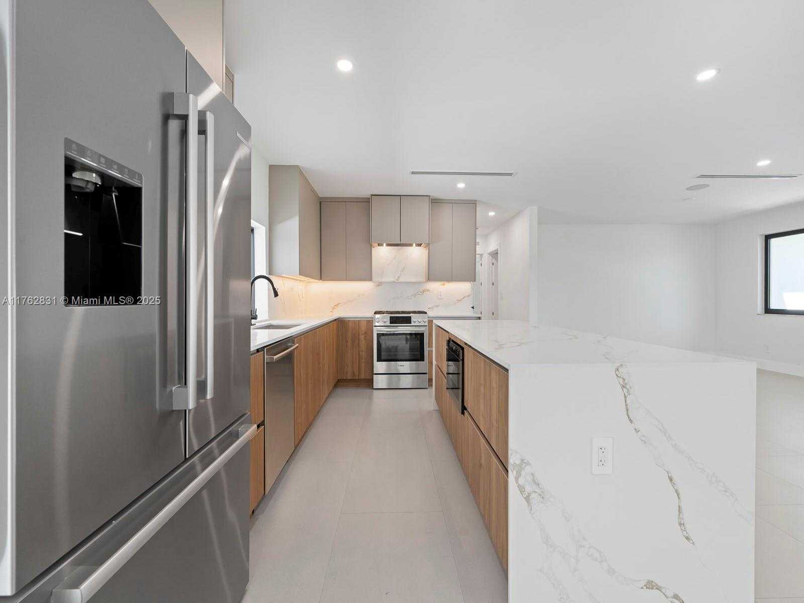 Small Image of 16610 SOUTH WEST 82ND CT, Palmetto Bay Number 22