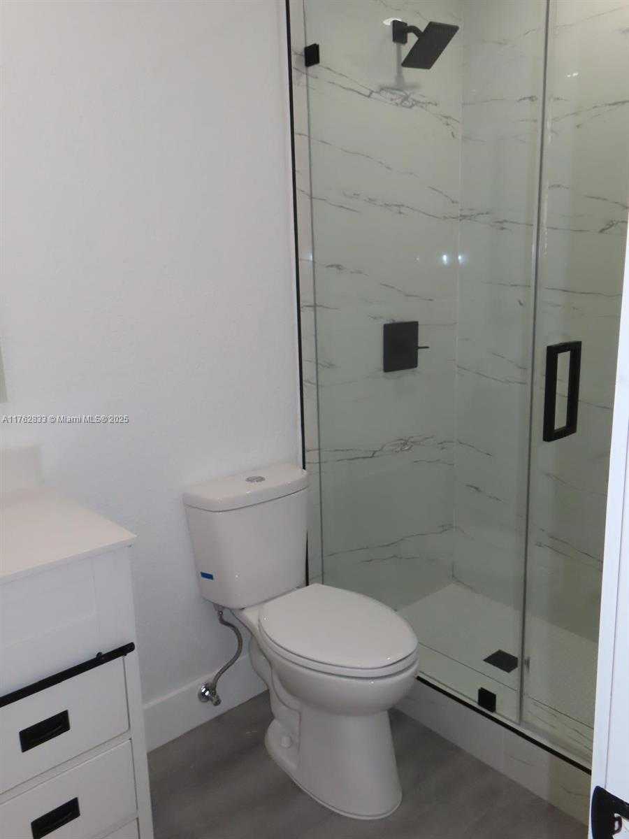 Small Image of 95 SOUTH WEST 17TH TER, Homestead Number 25